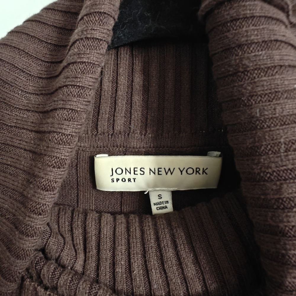 Jones New York Brown Ribbed Turtleneck Sweater